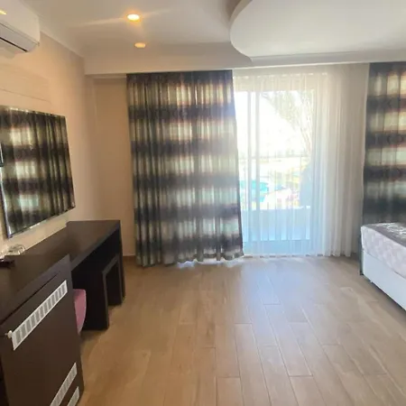 Oji Hotel 4*