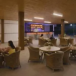 Oji Szálloda 4*